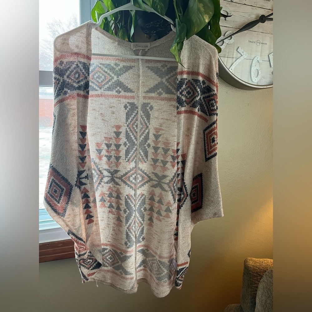 Size medium beige, orange, & blue Aztec print kimono